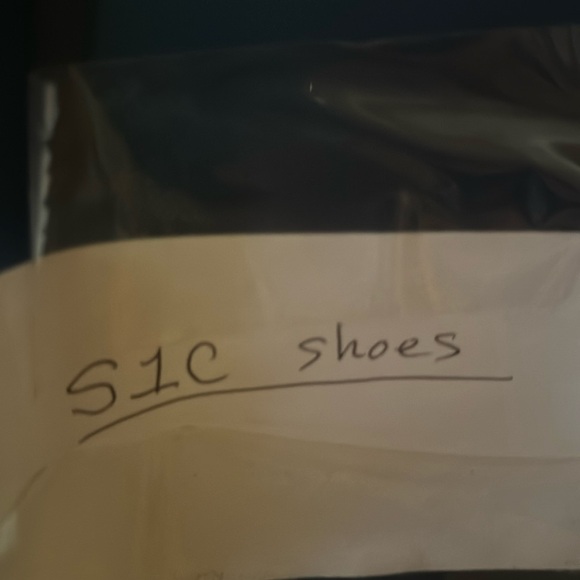 Van’s LA pro with glow in the dark side stripes.  Men sz 6.  Leather and rubber. - Picture 9 of 9